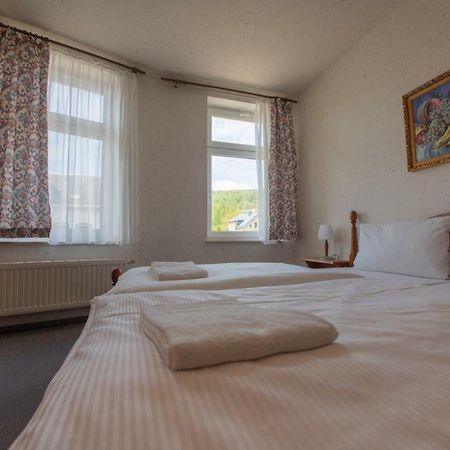 Haus Schlematal Hotel Und Restaurant Bad Schlema Εξωτερικό φωτογραφία